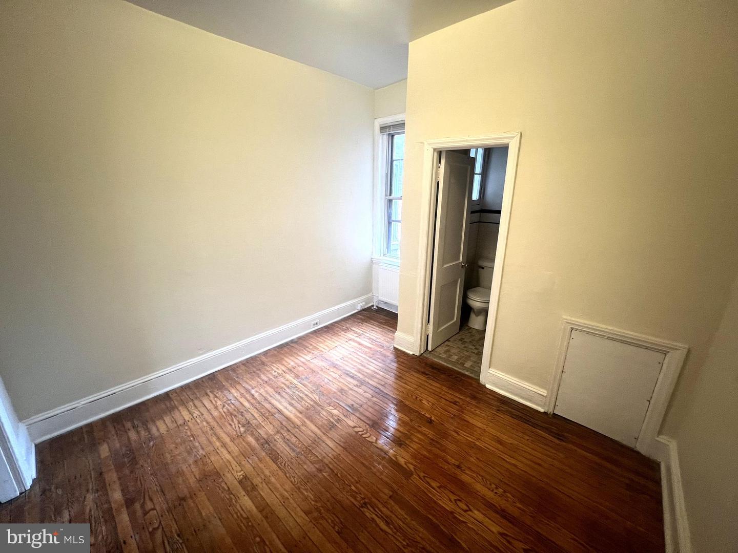 253 S 44th Street Unit: 2F