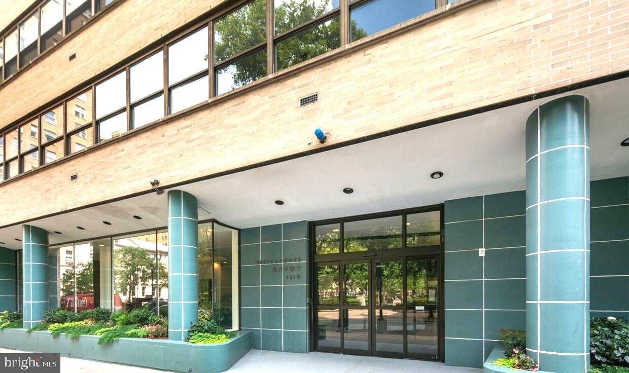 1810 Rittenhouse Square Unit: 2007
