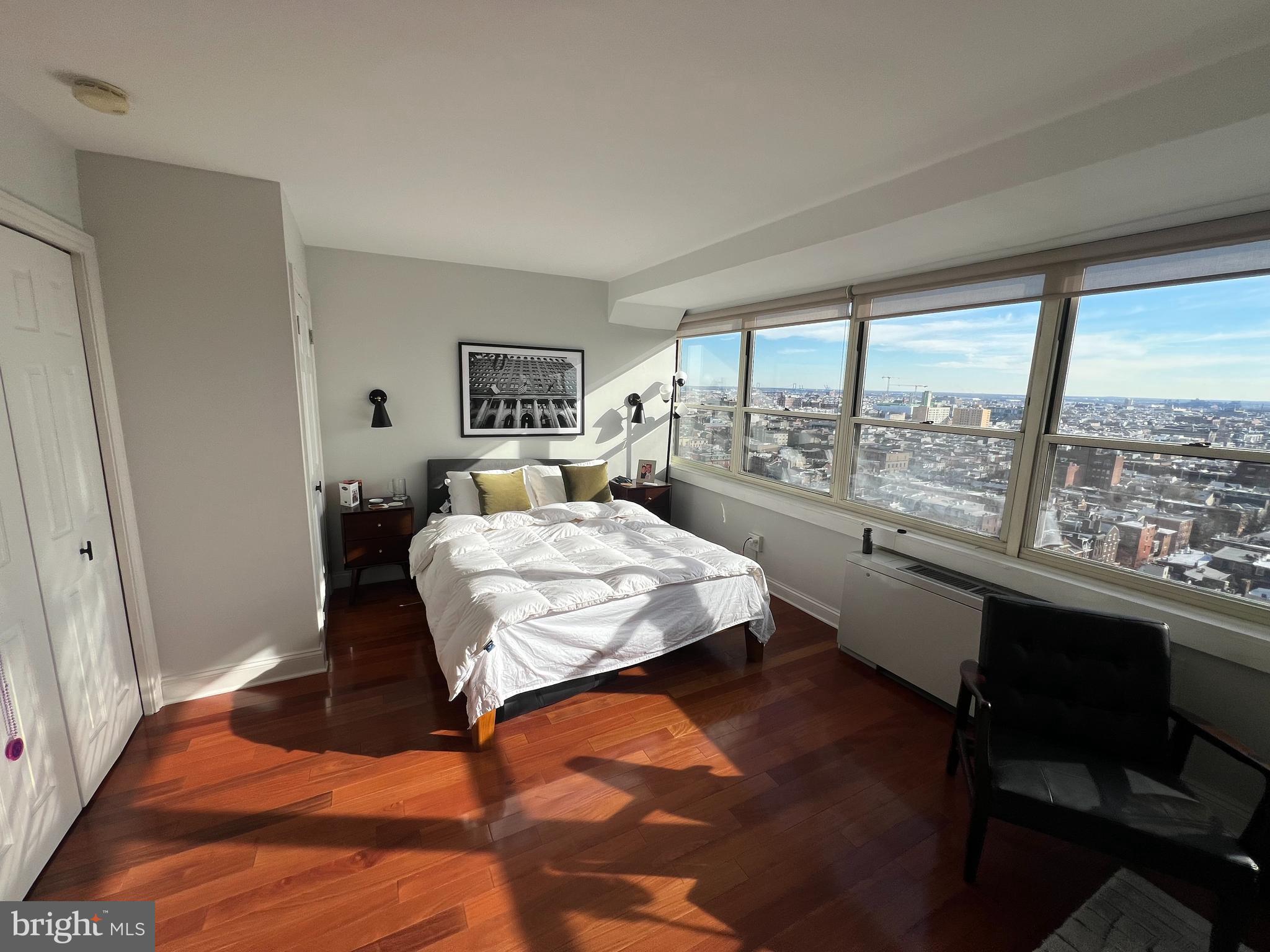 1810 Rittenhouse Square Unit: 2007