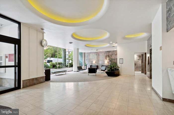1810 Rittenhouse Square Unit: 2007