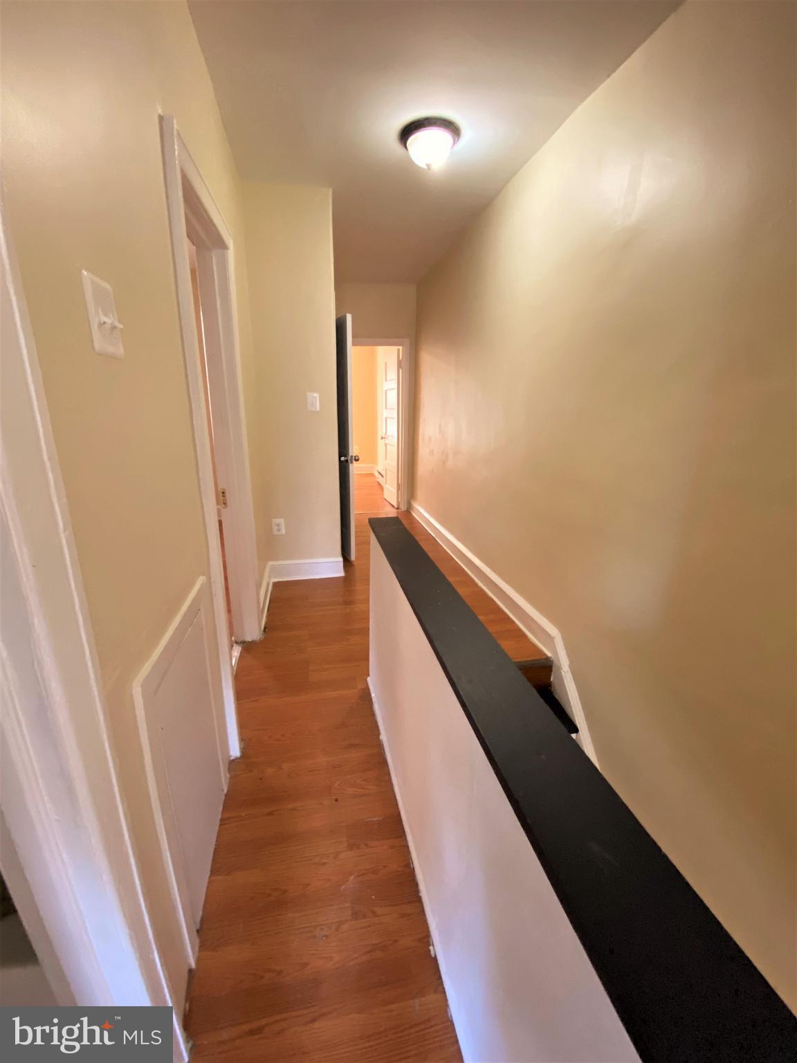 1051 S 54TH ST