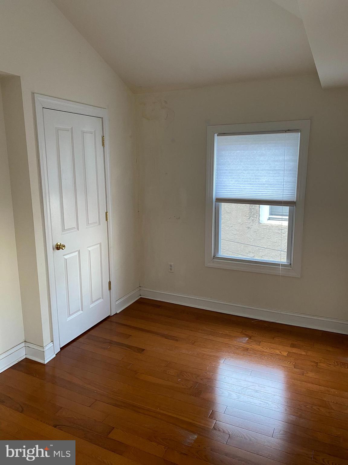 1431 W GIRARD AVE #2R