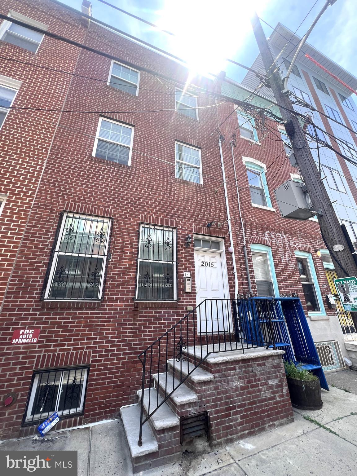 2015 N CARLISLE ST #3