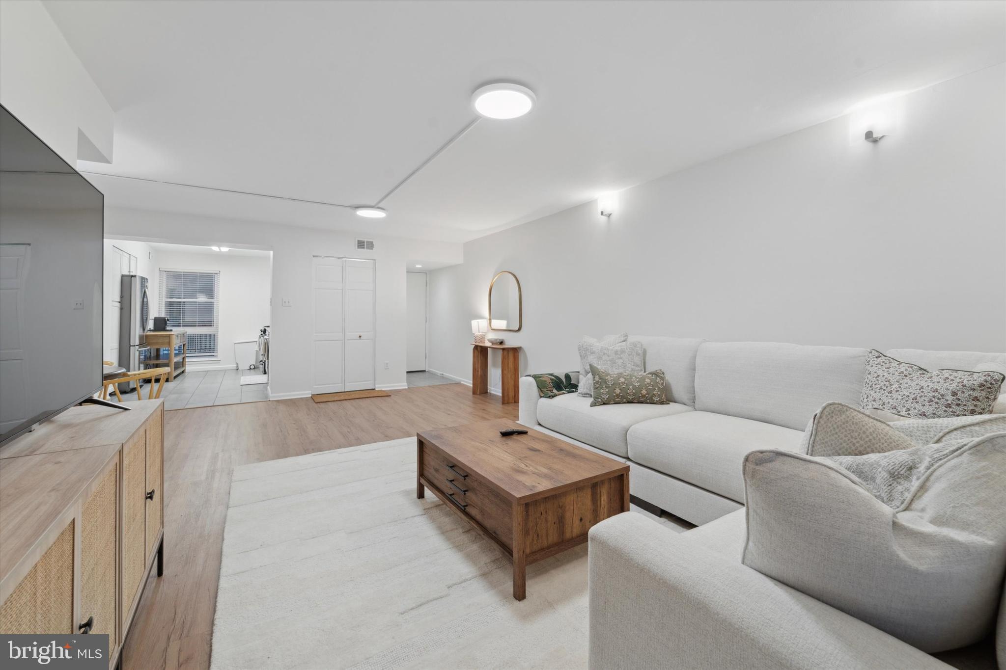 303 SHAWMONT AVE #UNIT F