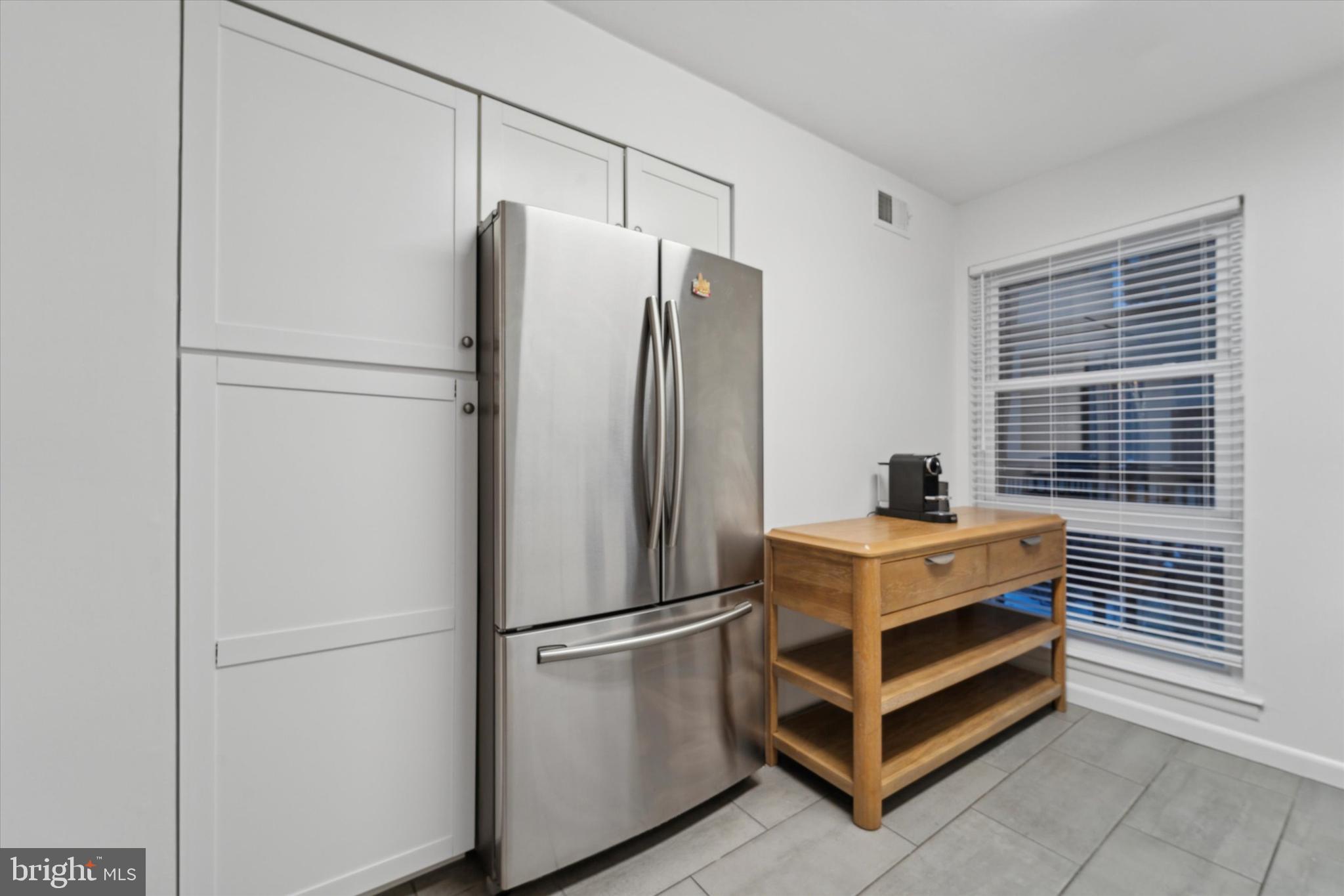 303 SHAWMONT AVE #UNIT F