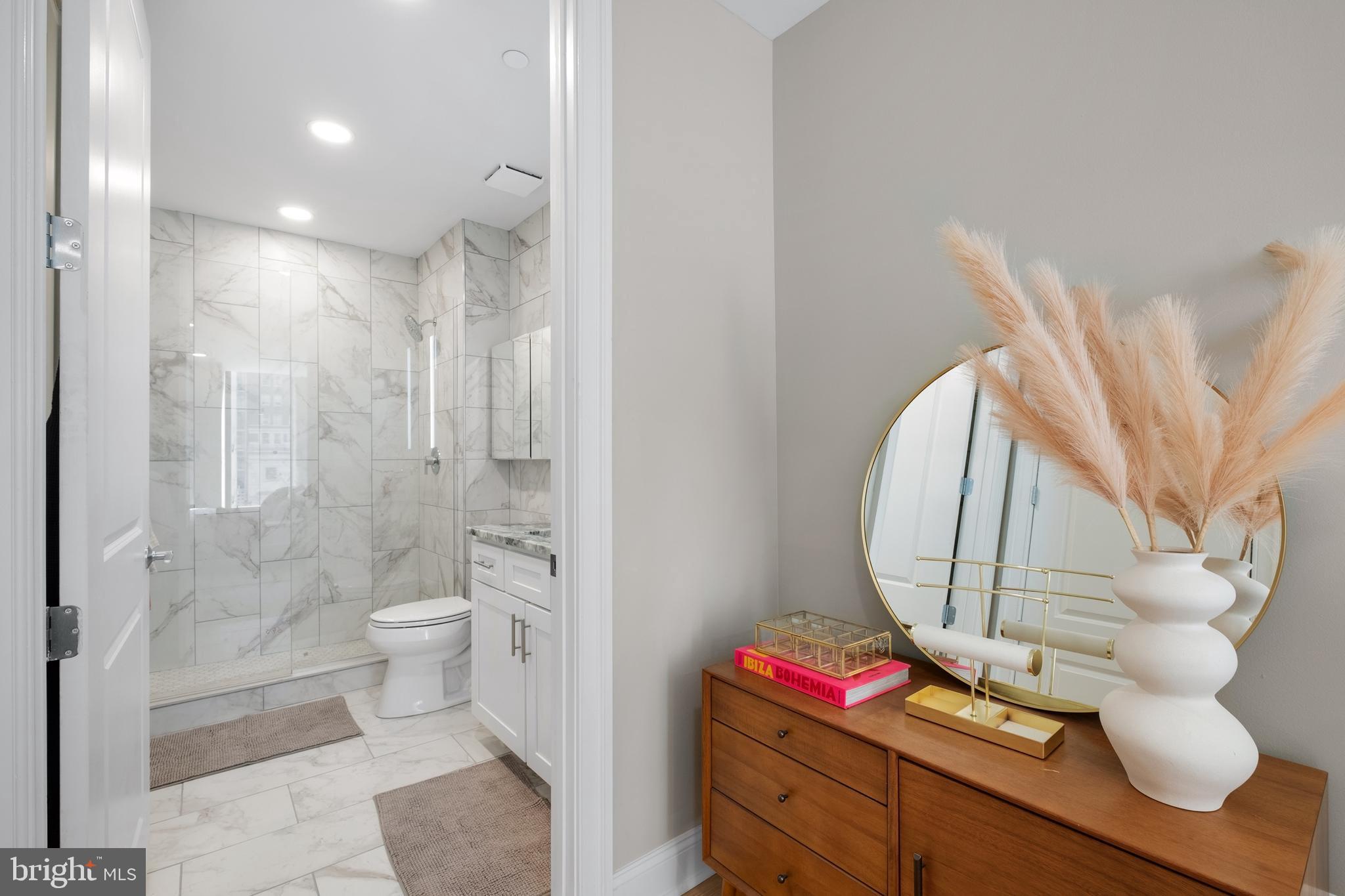 1601 CHERRY STREET 515