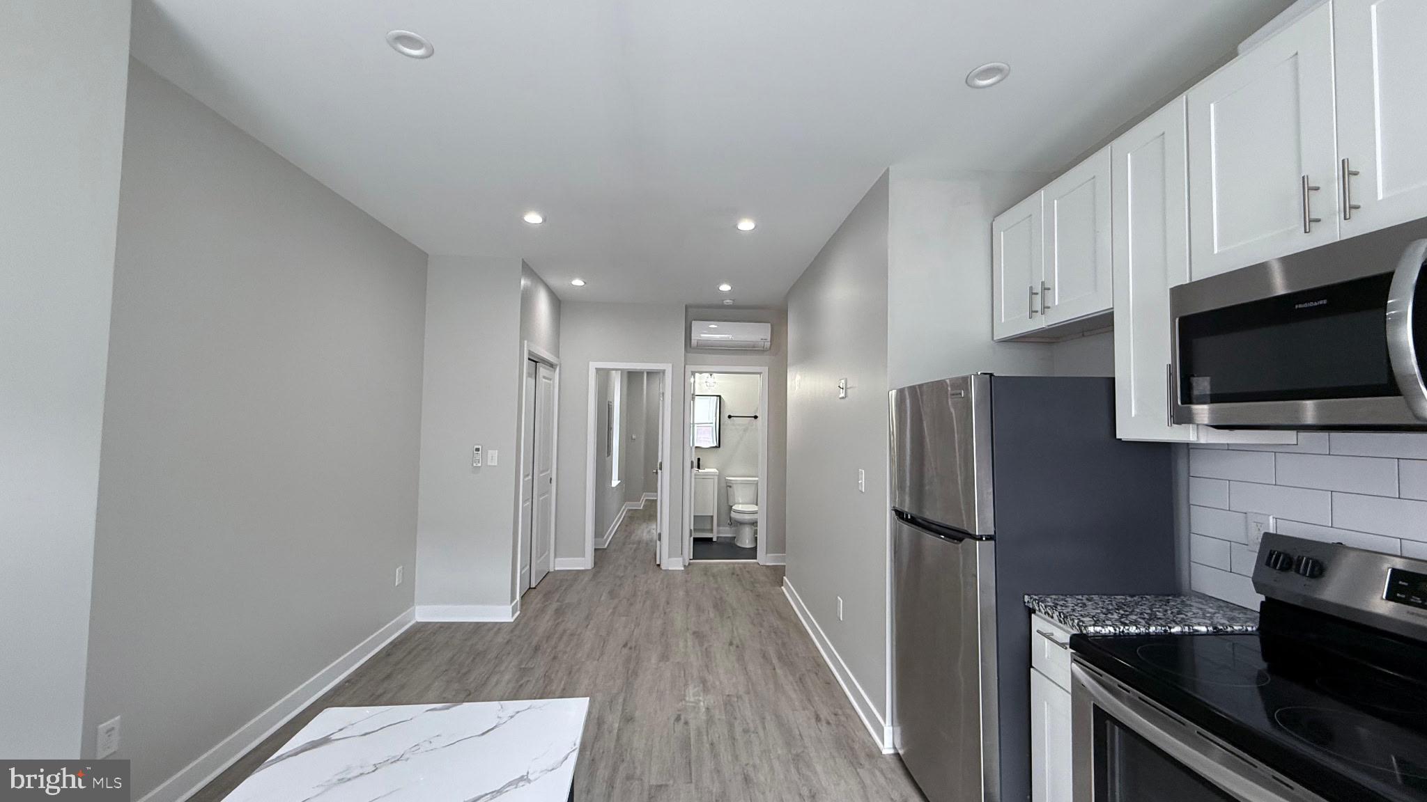 1925 S BONSALL ST #B (2ND FLOOR)