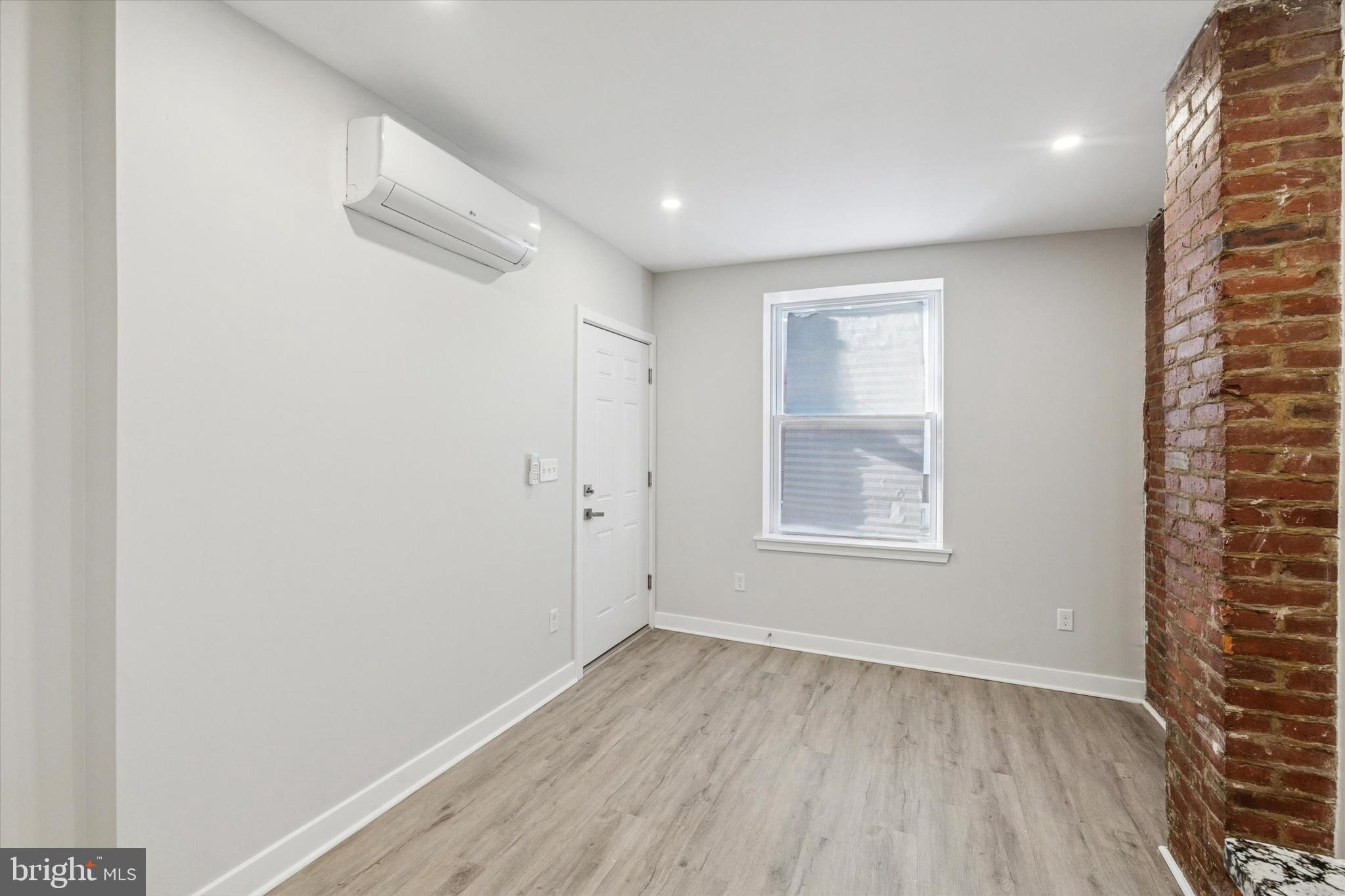 1925 S BONSALL STREET A (1ST FLOOR)