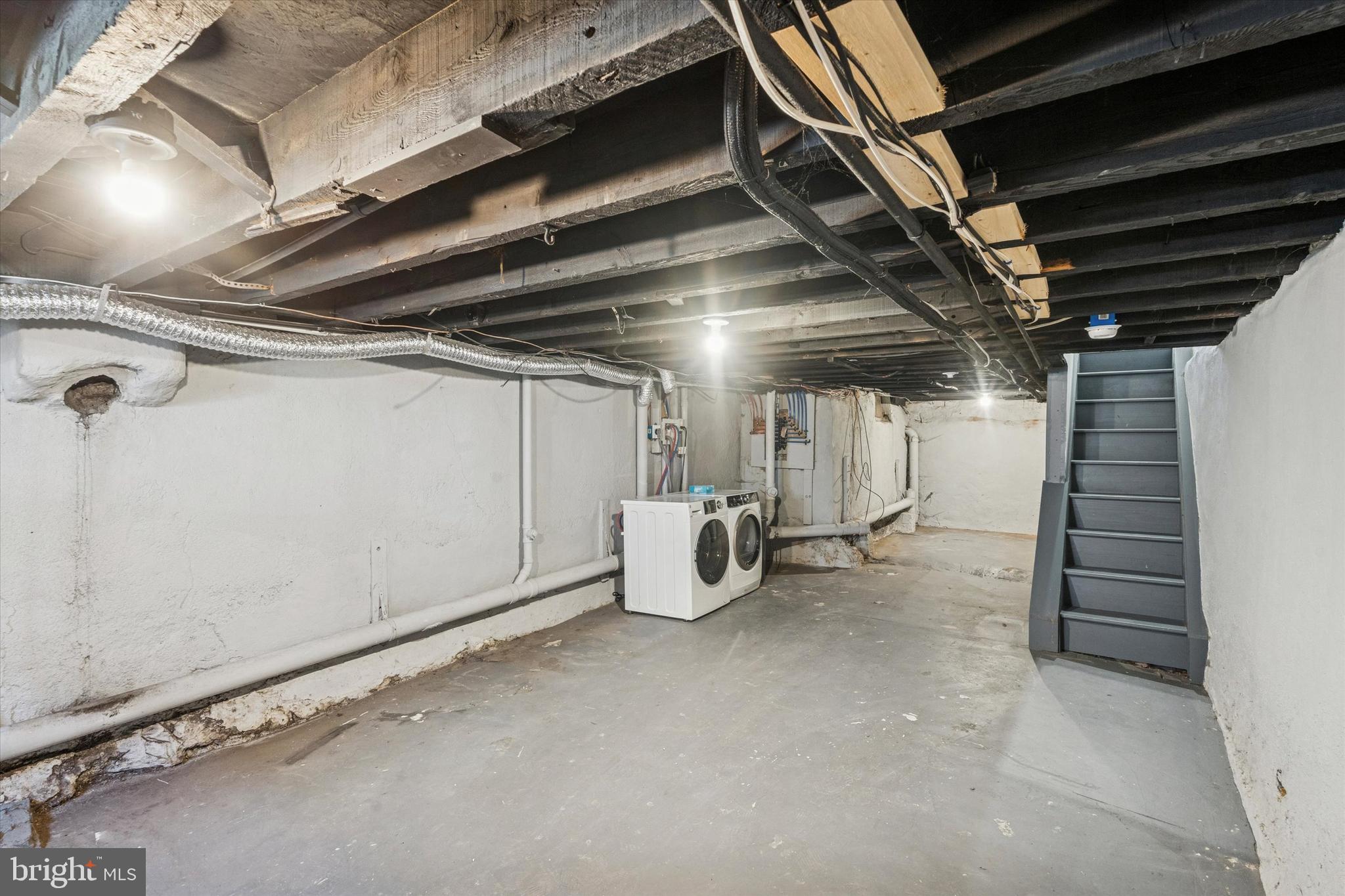 1925 S BONSALL STREET A (1ST FLOOR)
