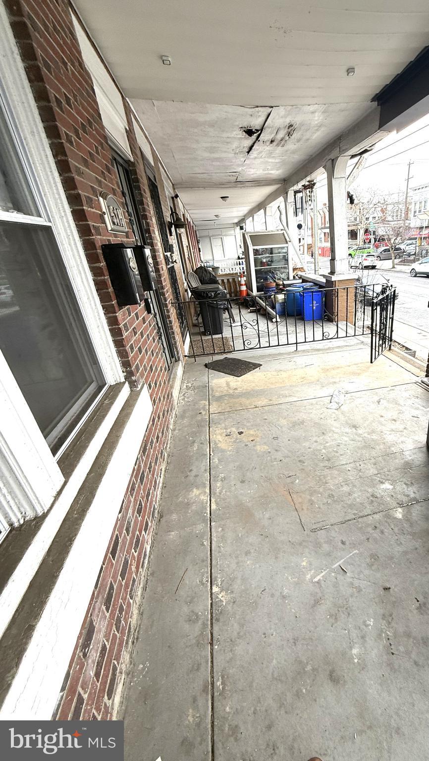 5815 CATHARINE STREET APT B (2ND FLOOR)