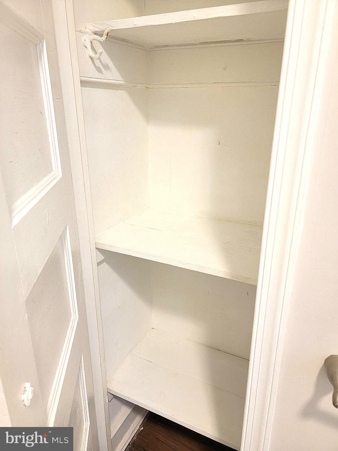 5815 CATHARINE STREET APT B (2ND FLOOR)