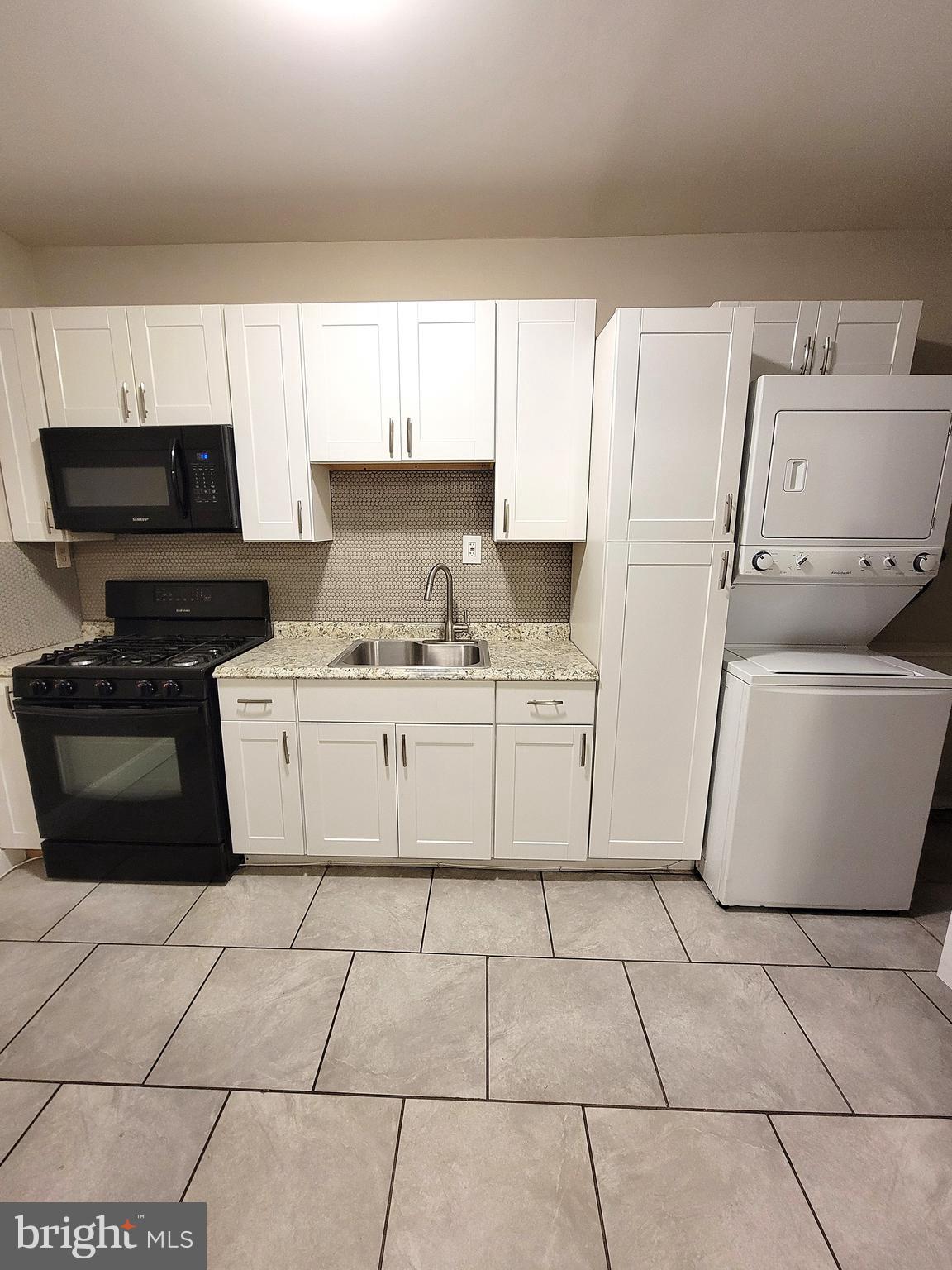 5815 CATHARINE STREET APT B (2ND FLOOR)