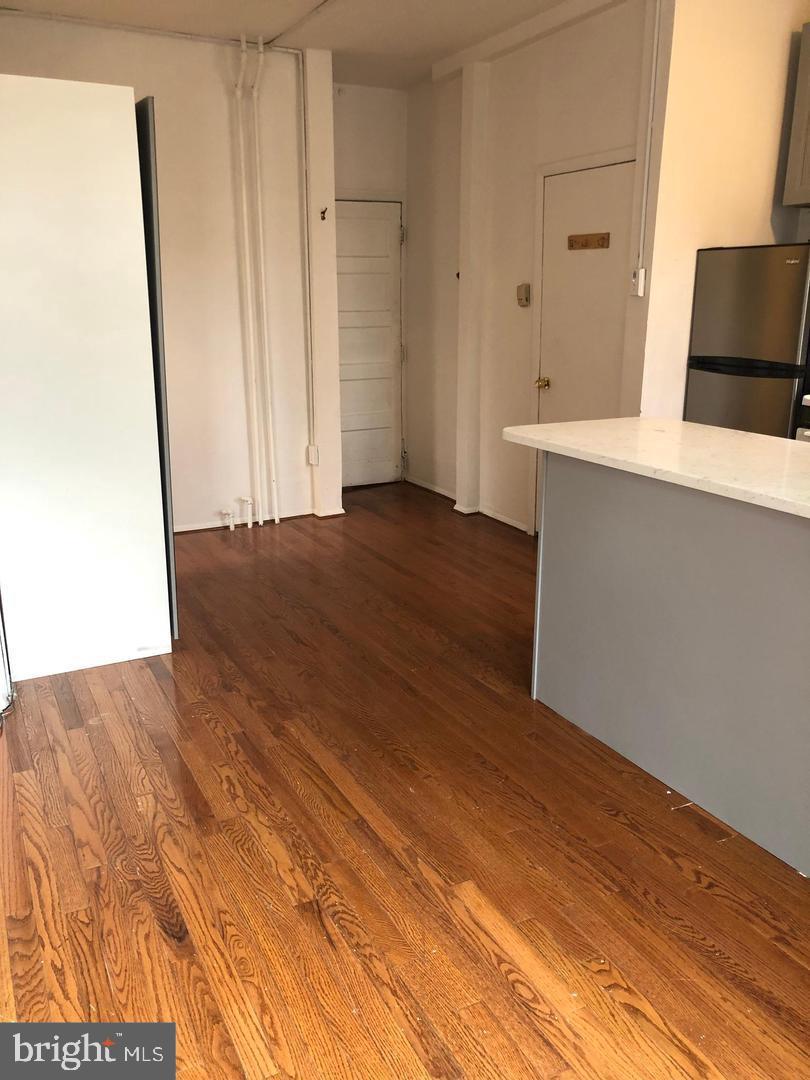406 S 45TH STREET 2R