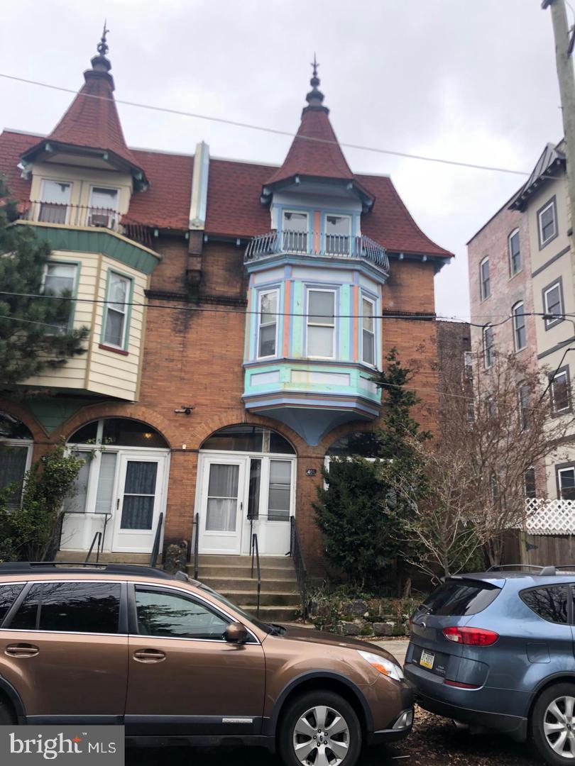 406 S 45TH STREET 2R