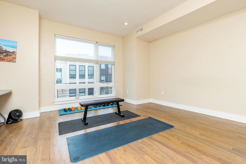 1237 N 5TH STREET Unit: 2