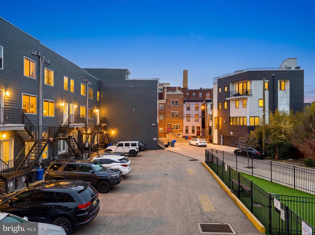 1237 N 5TH STREET Unit: 2