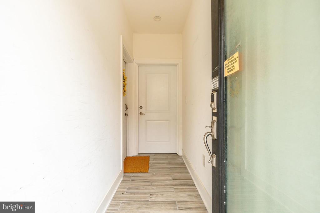 1237 N 5TH STREET Unit: 2
