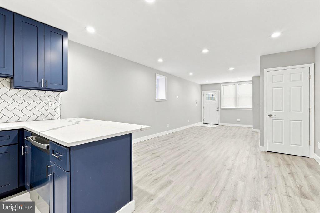 2649 E CLEARFIELD STREET Unit: UNIT A (1ST FLOOR)