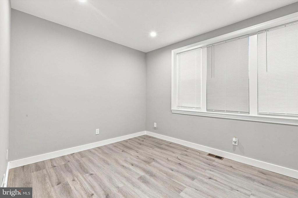 2649 E CLEARFIELD STREET Unit: UNIT A (1ST FLOOR)