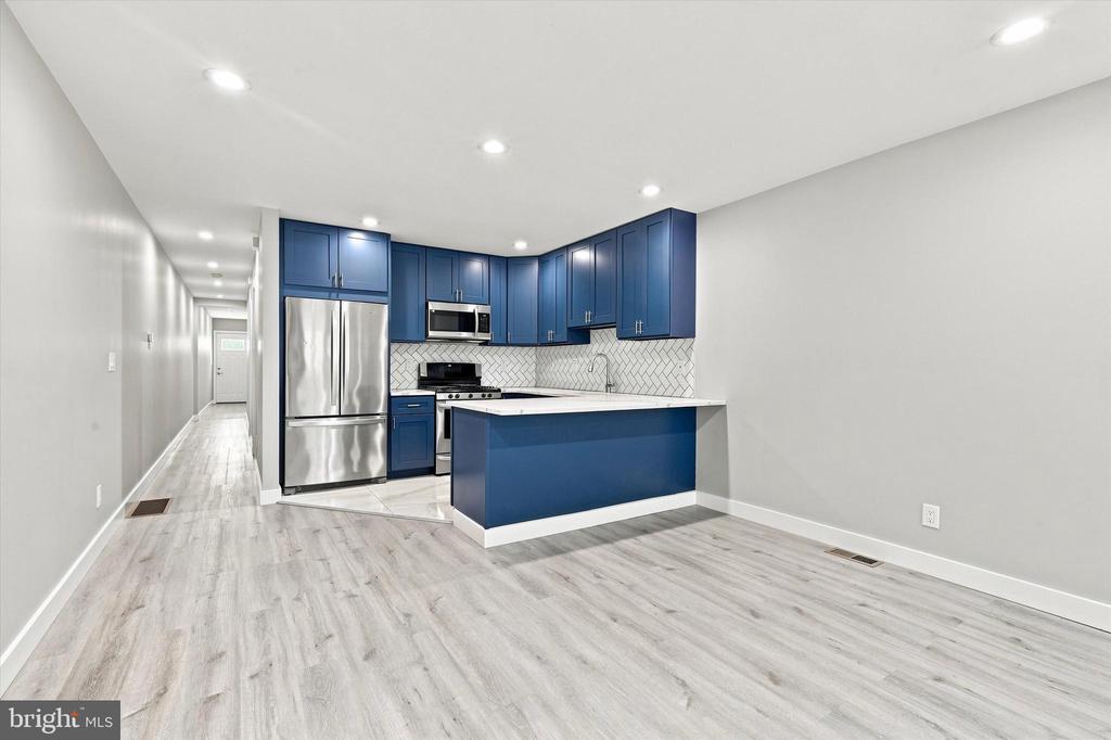 2649 E CLEARFIELD STREET Unit: UNIT A (1ST FLOOR)