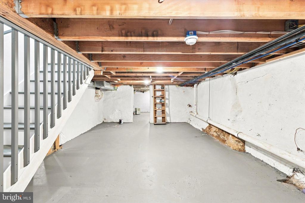 2649 E CLEARFIELD STREET Unit: UNIT A (1ST FLOOR)