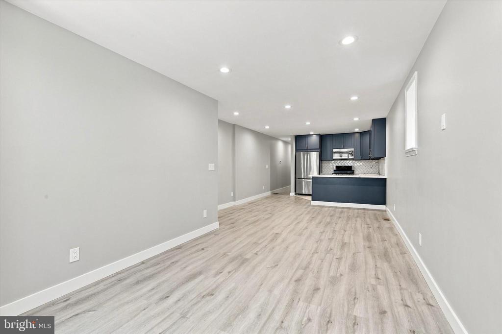 2649 E CLEARFIELD STREET Unit: UNIT A (1ST FLOOR)