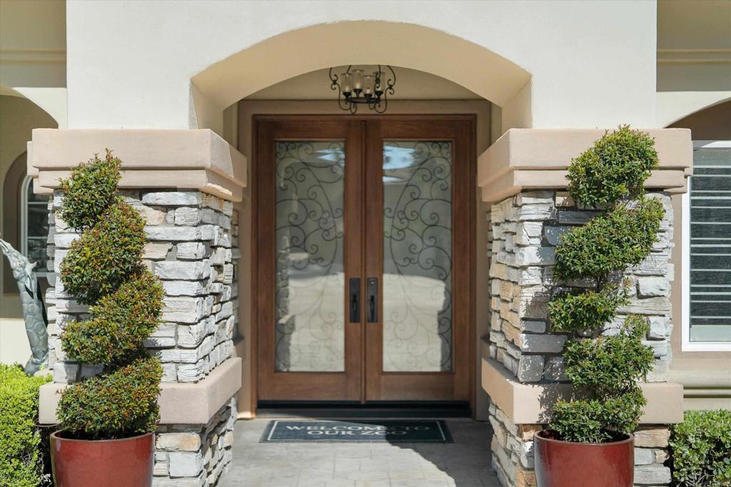18605 Villa Drive