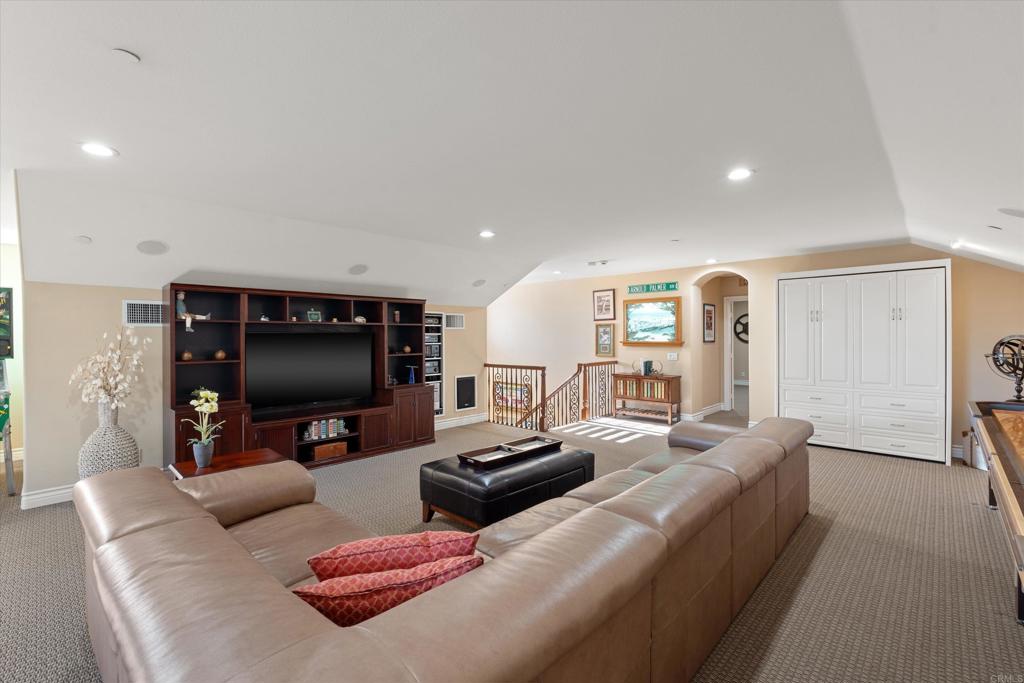 18605 Villa Drive