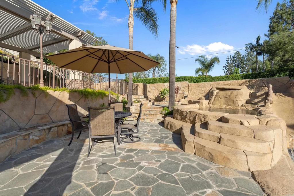 18605 Villa Drive