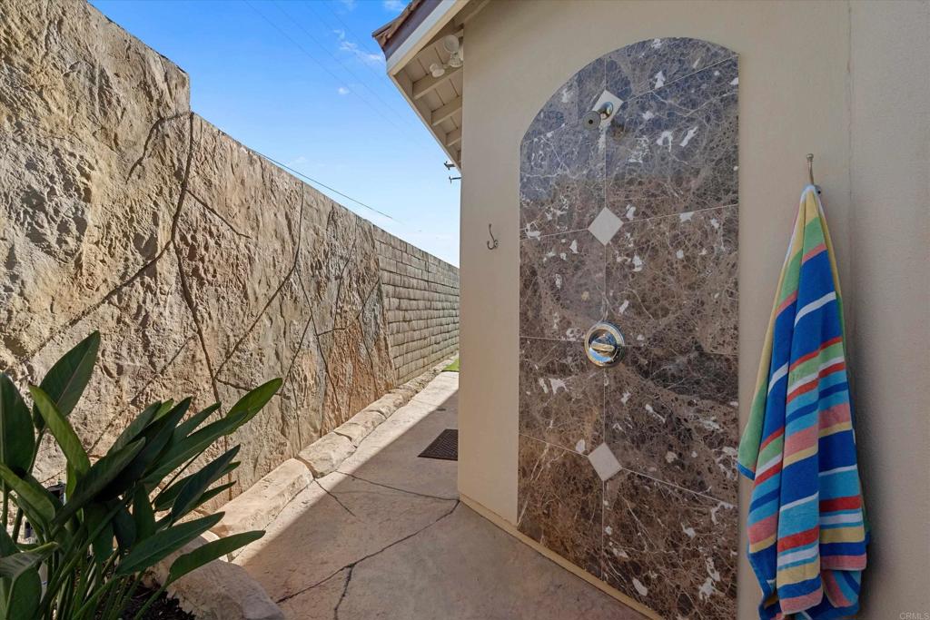 18605 Villa Drive