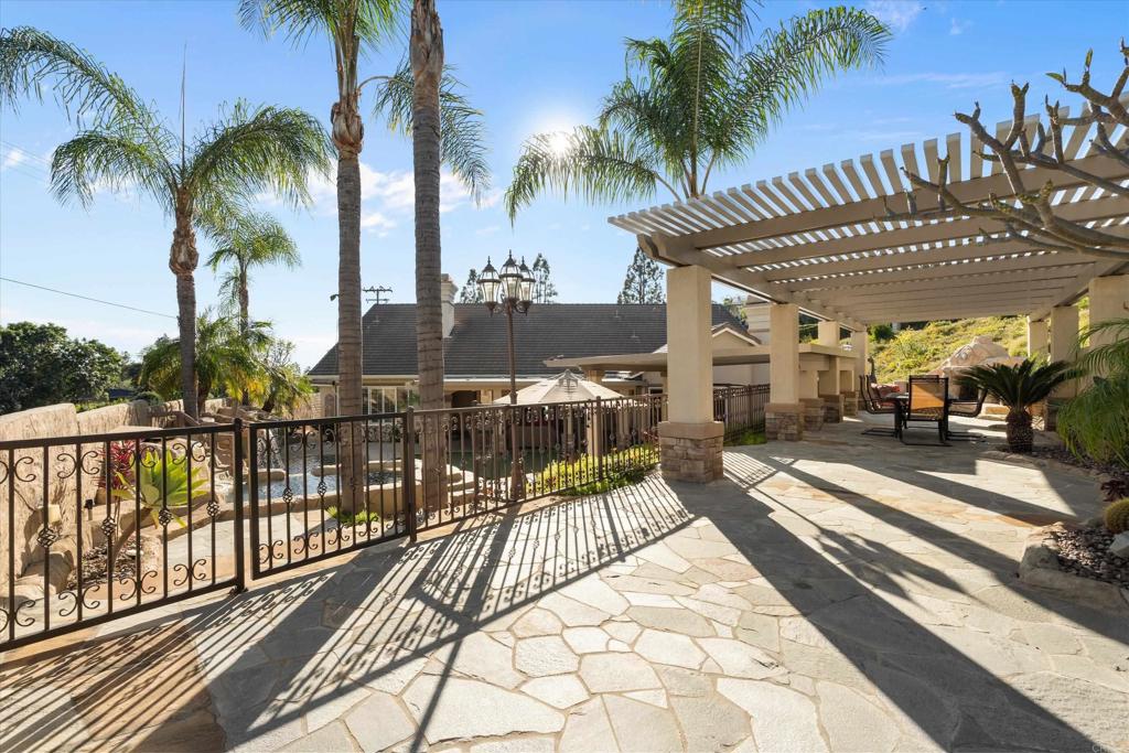 18605 Villa Drive