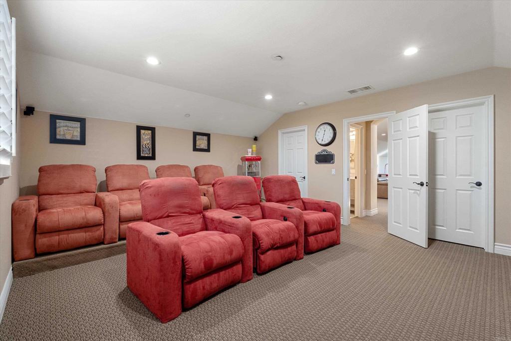 18605 Villa Drive