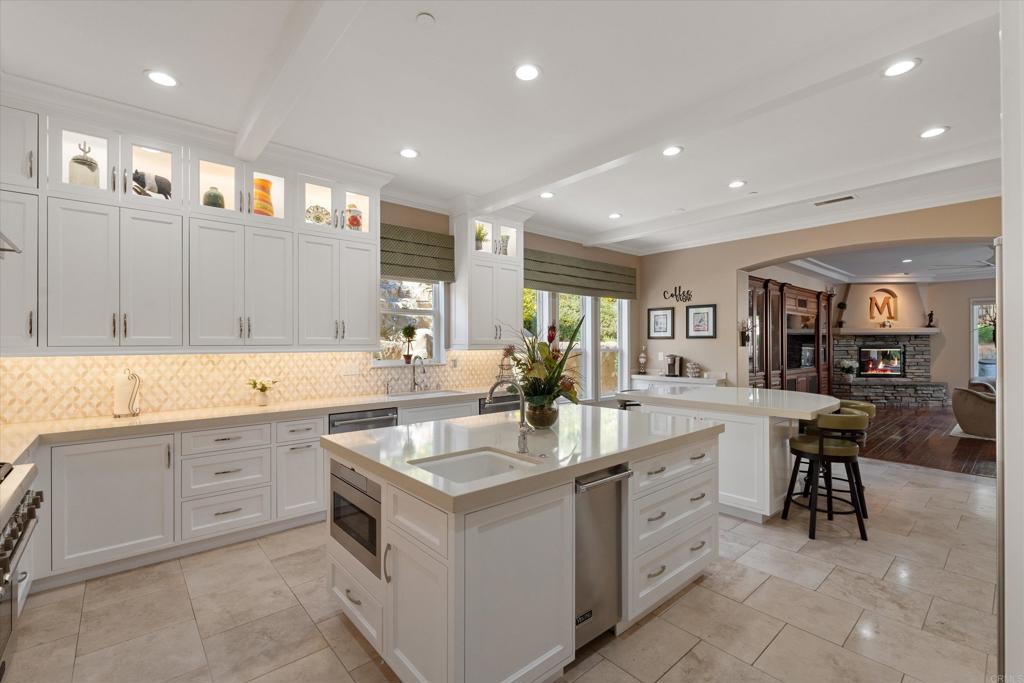 18605 Villa Drive