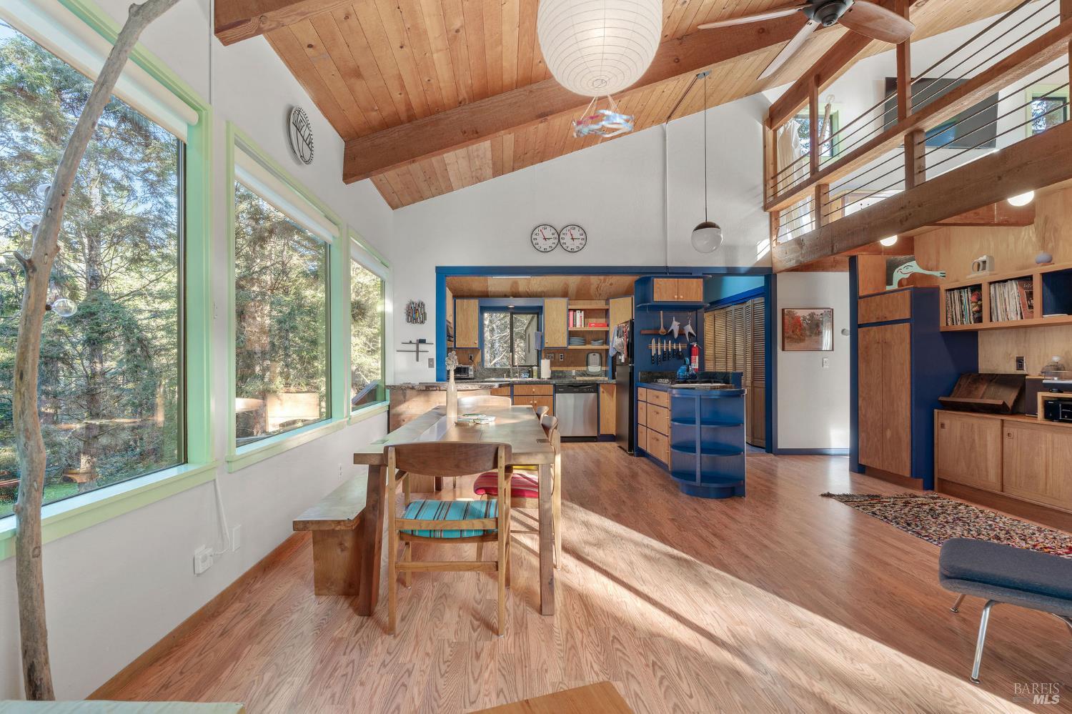 880 River Beach Road