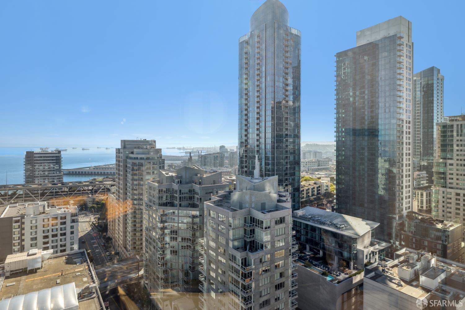 201 Folsom Street Unit: #27F