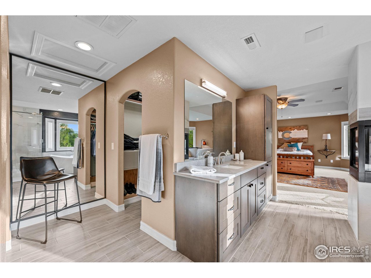 7201 Spring Creek Cir