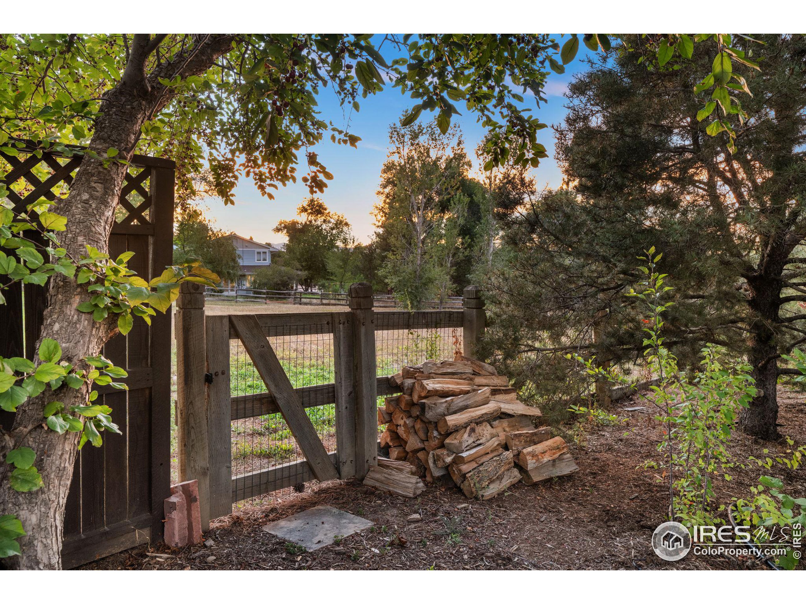 7201 Spring Creek Cir