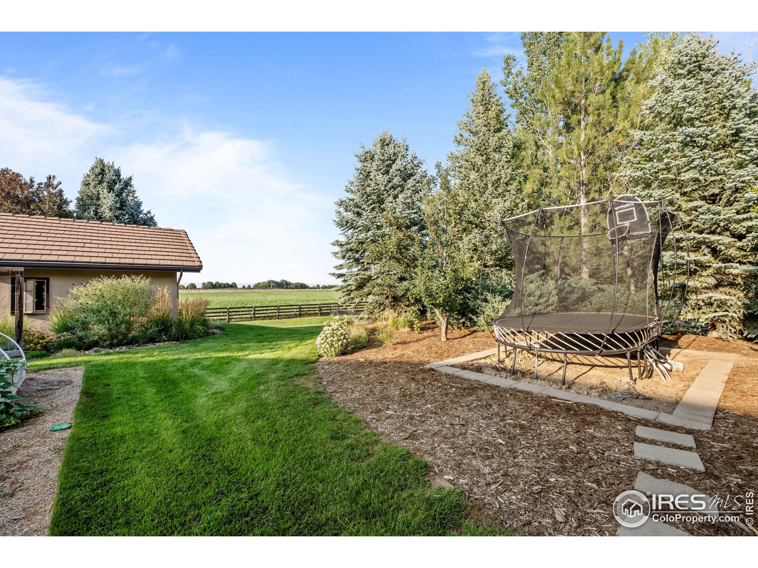 7341 Erin Ct