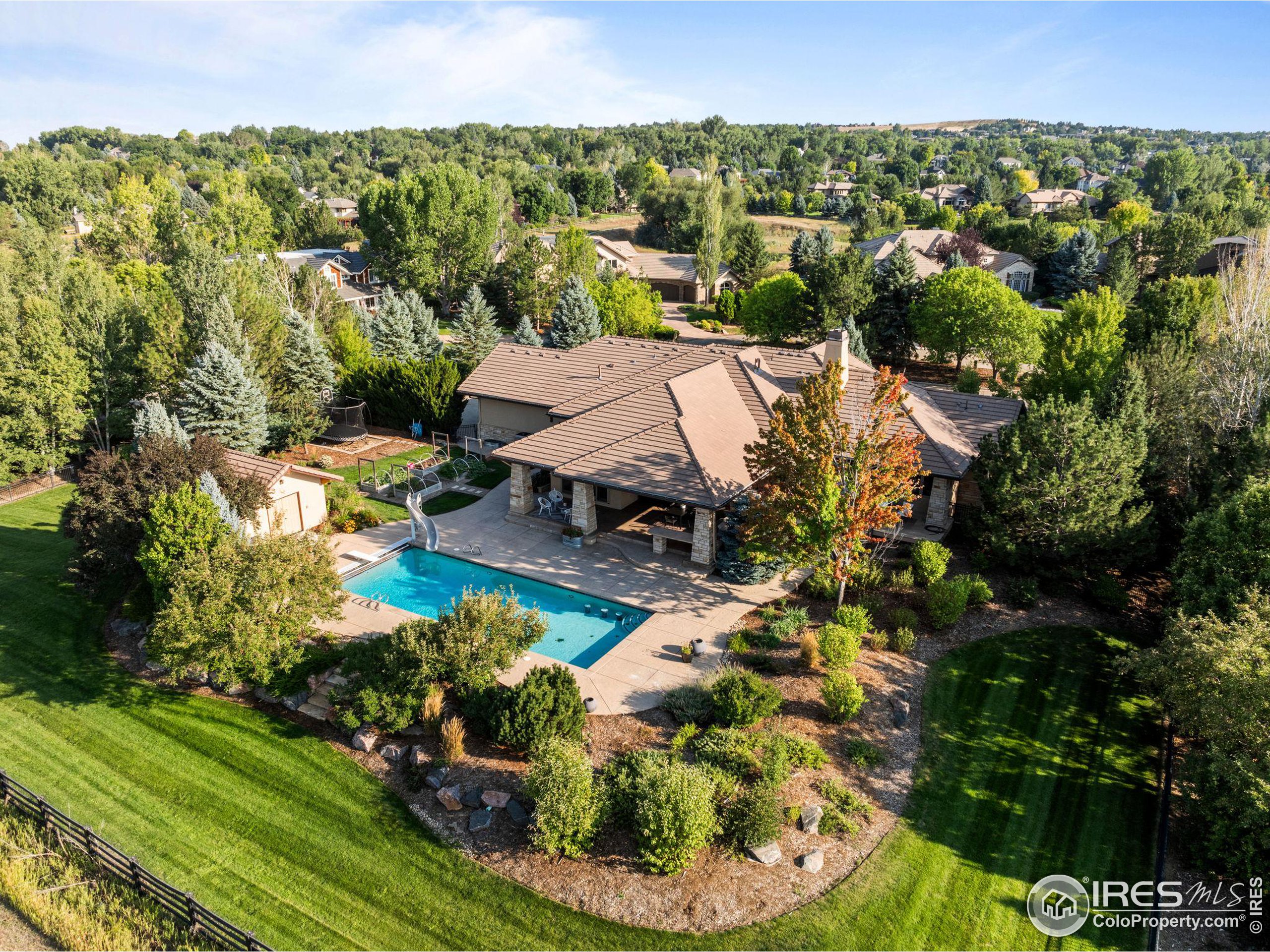 7341 Erin Ct