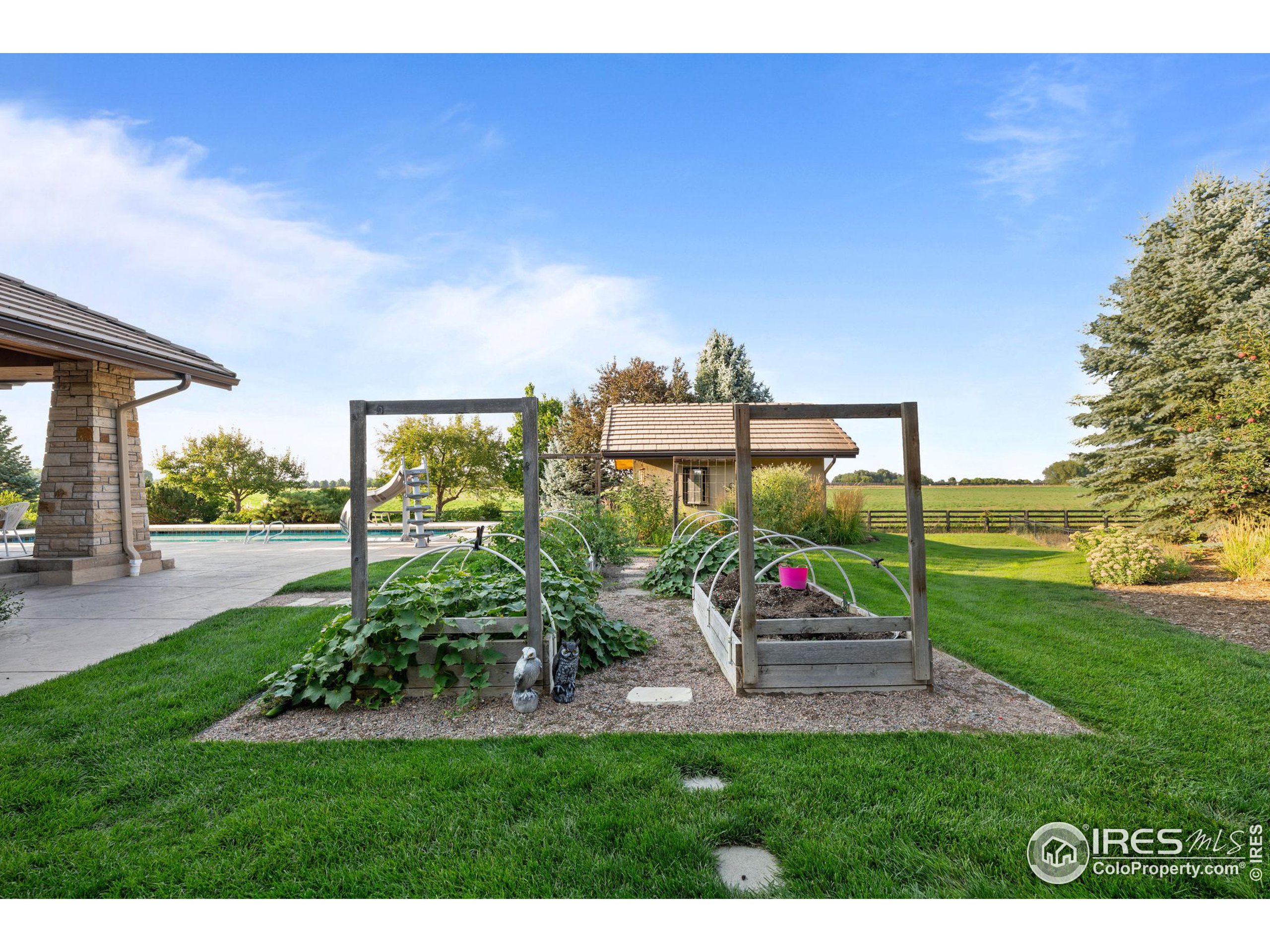 7341 Erin Ct