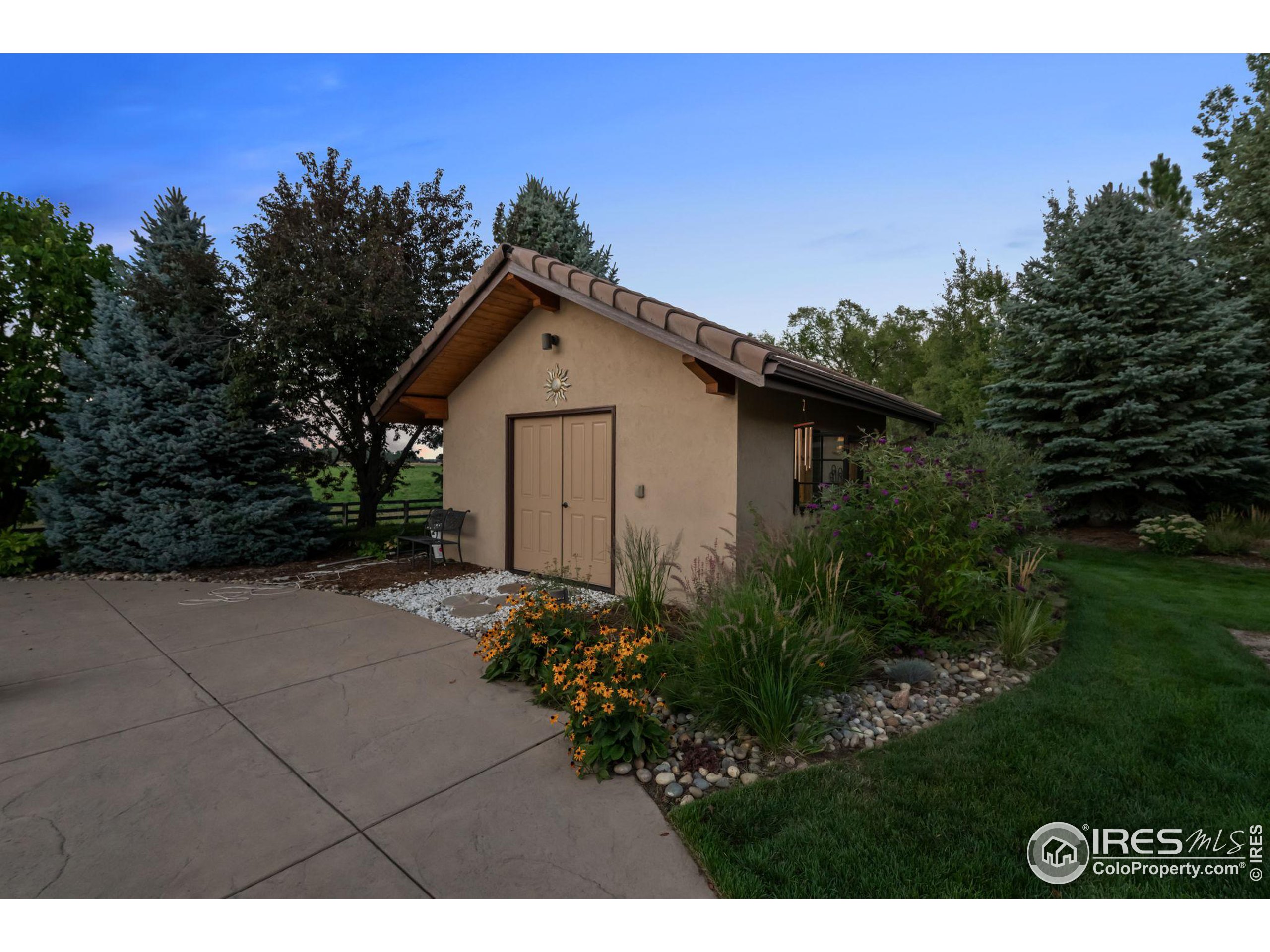 7341 Erin Ct