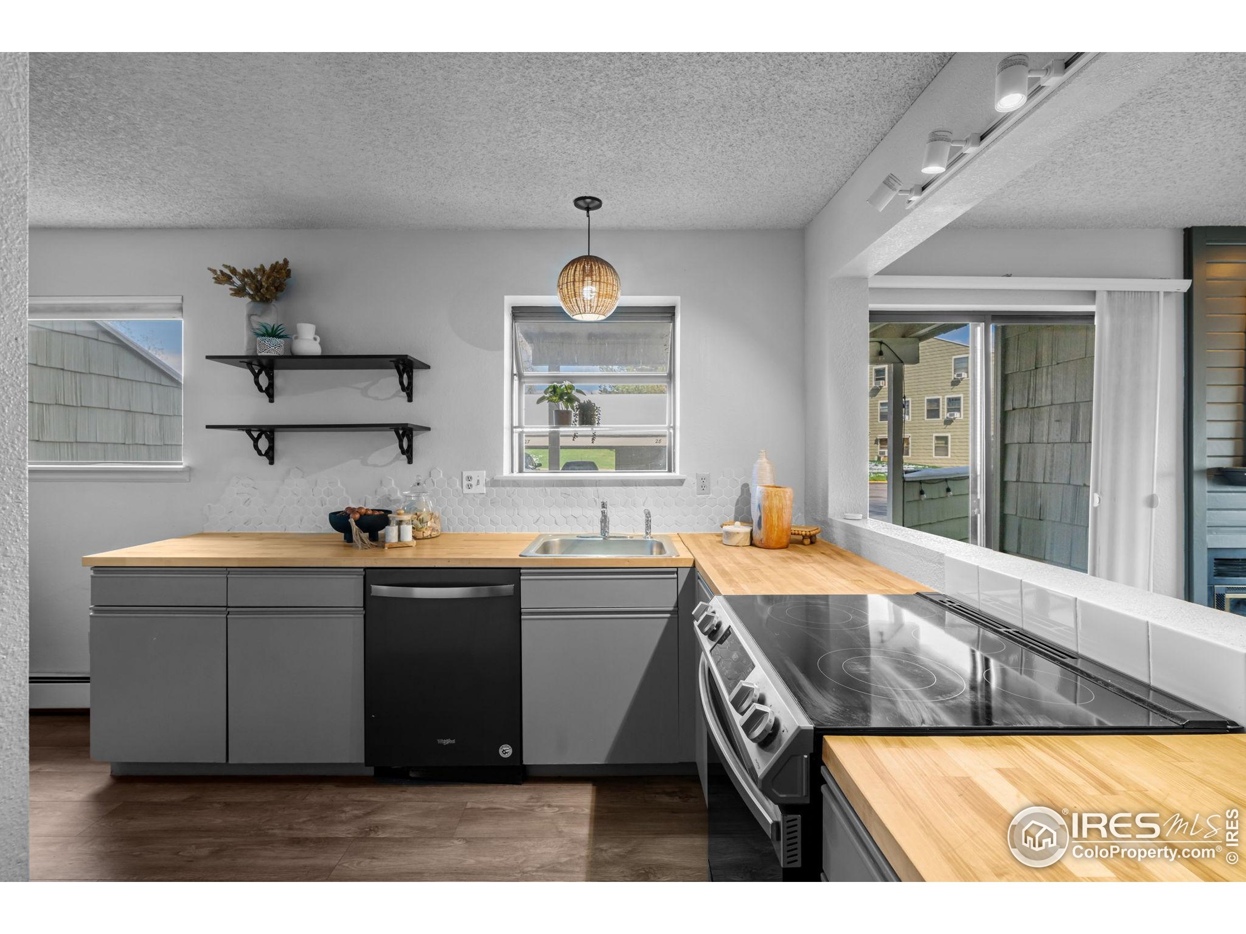 6844 Countryside Ln 284