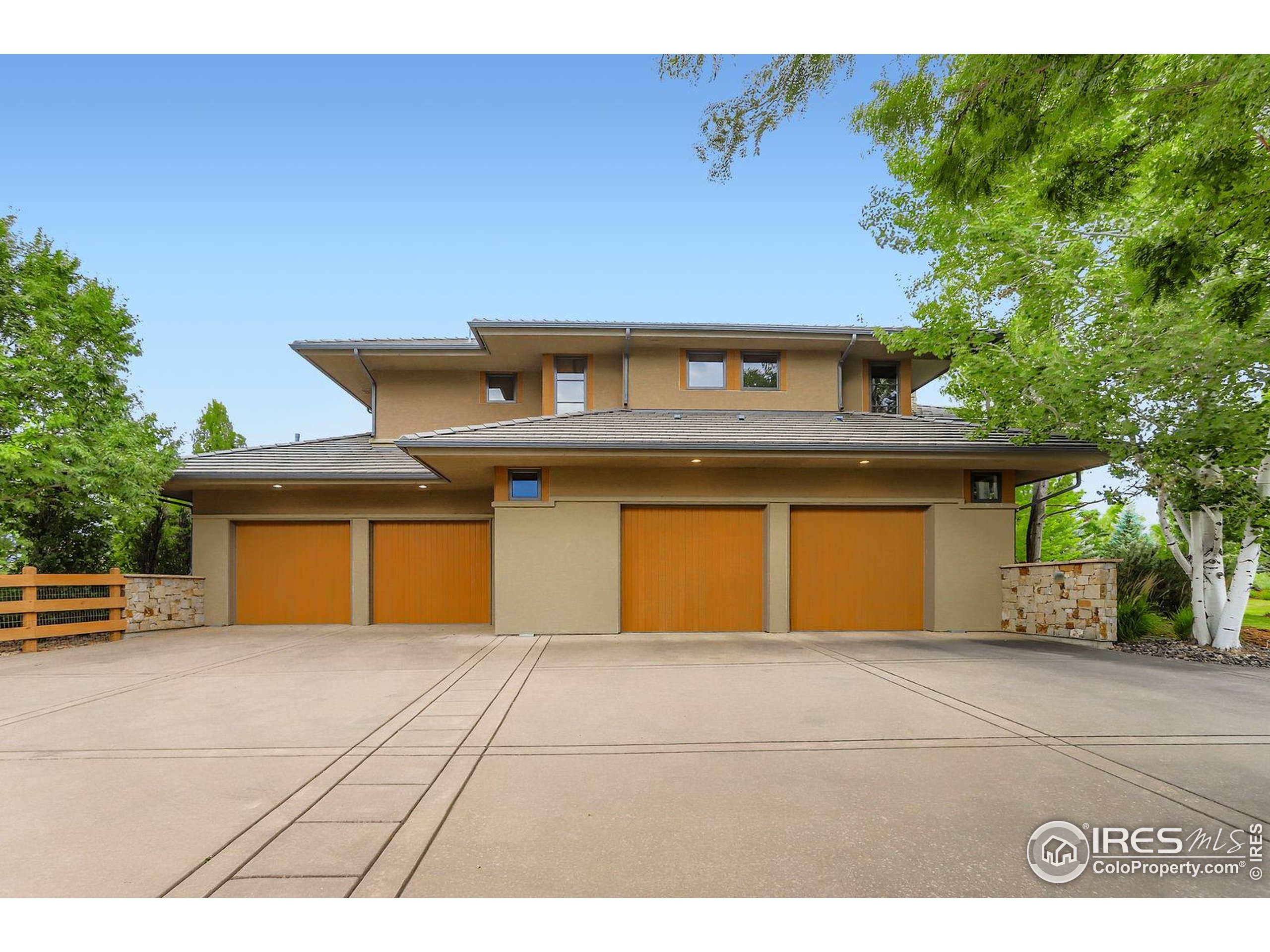 9260 Shooting Star Ct