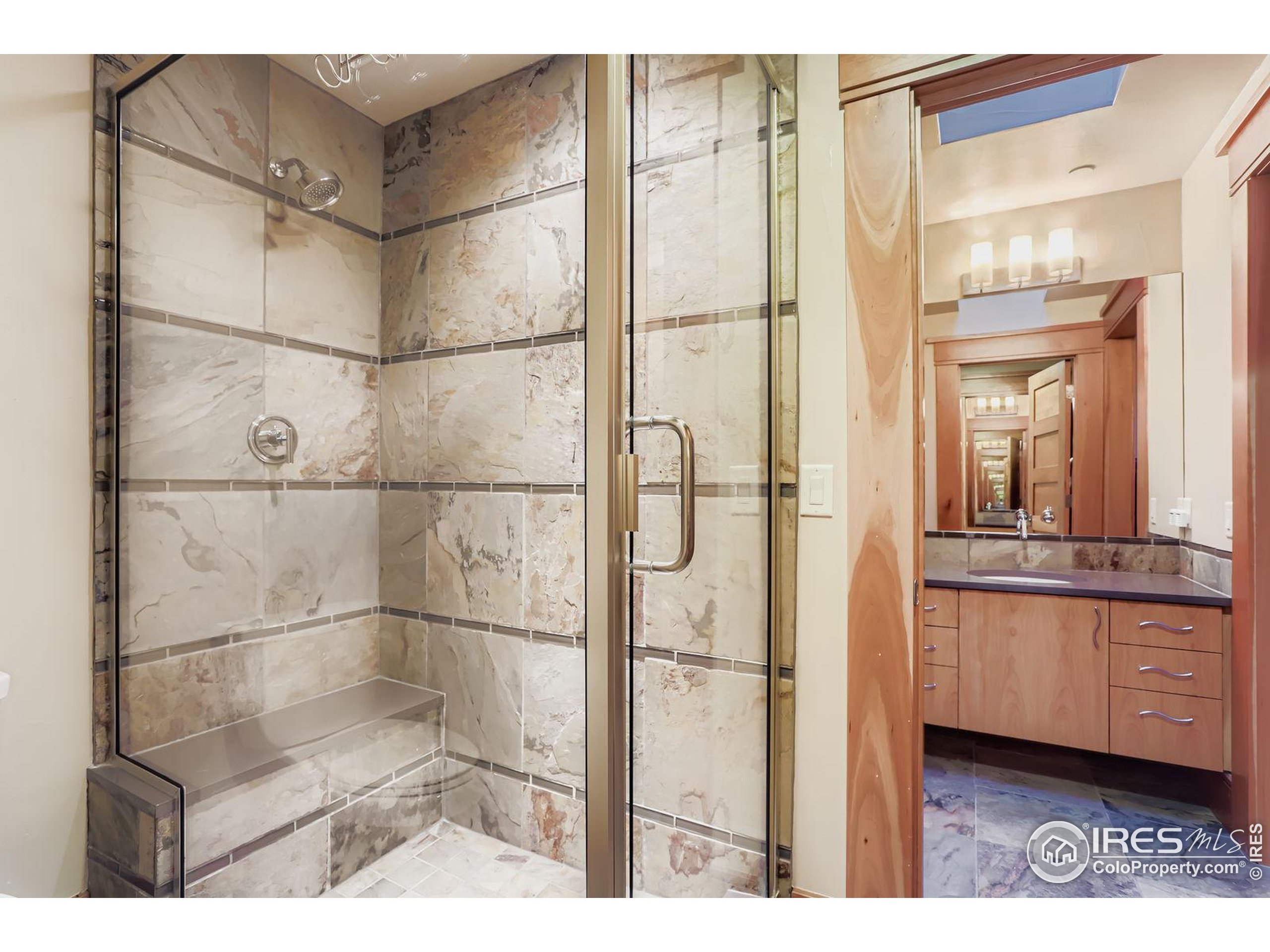 9260 Shooting Star Ct