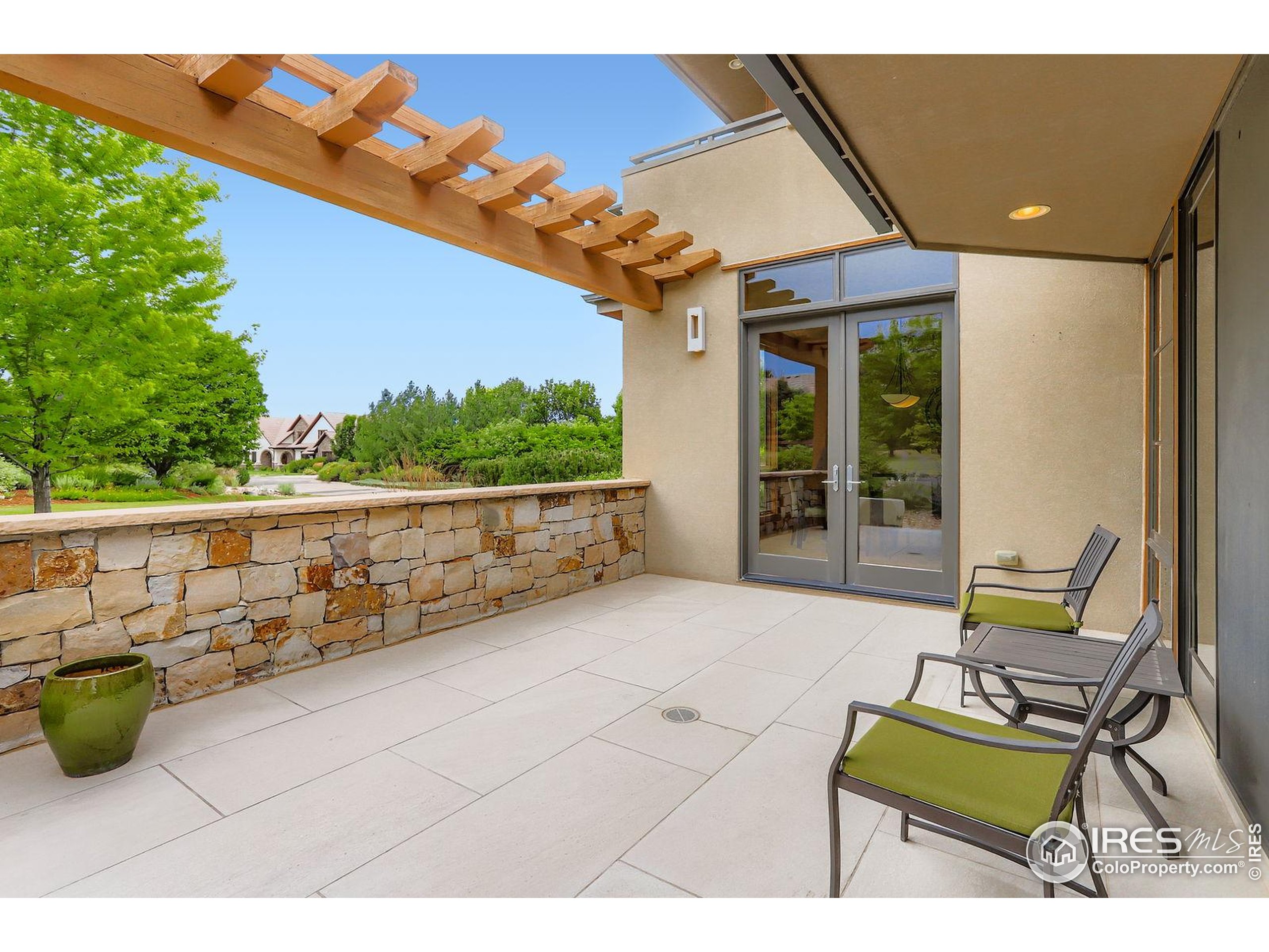 9260 Shooting Star Ct