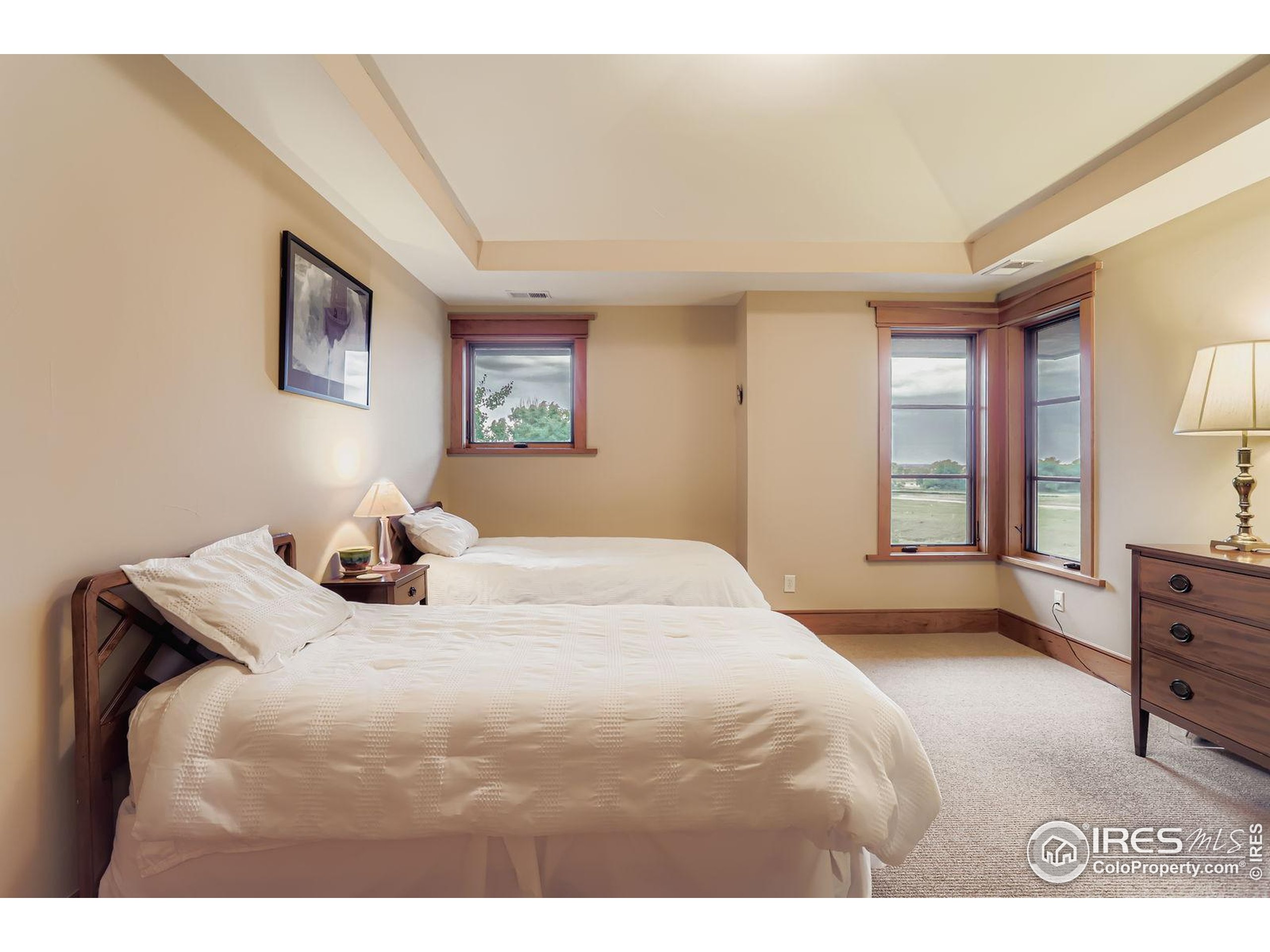 9260 Shooting Star Ct