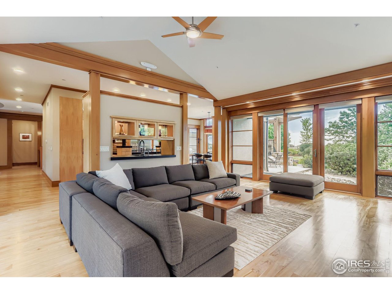 9260 Shooting Star Ct