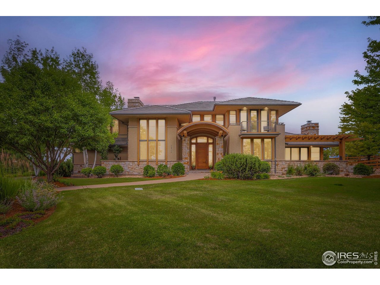 9260 Shooting Star Ct