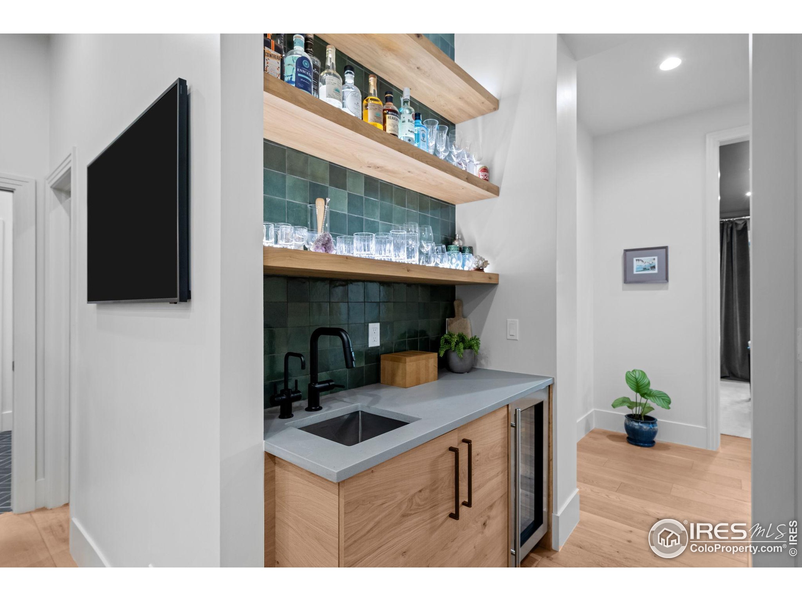 7204 Spring Creek Cir