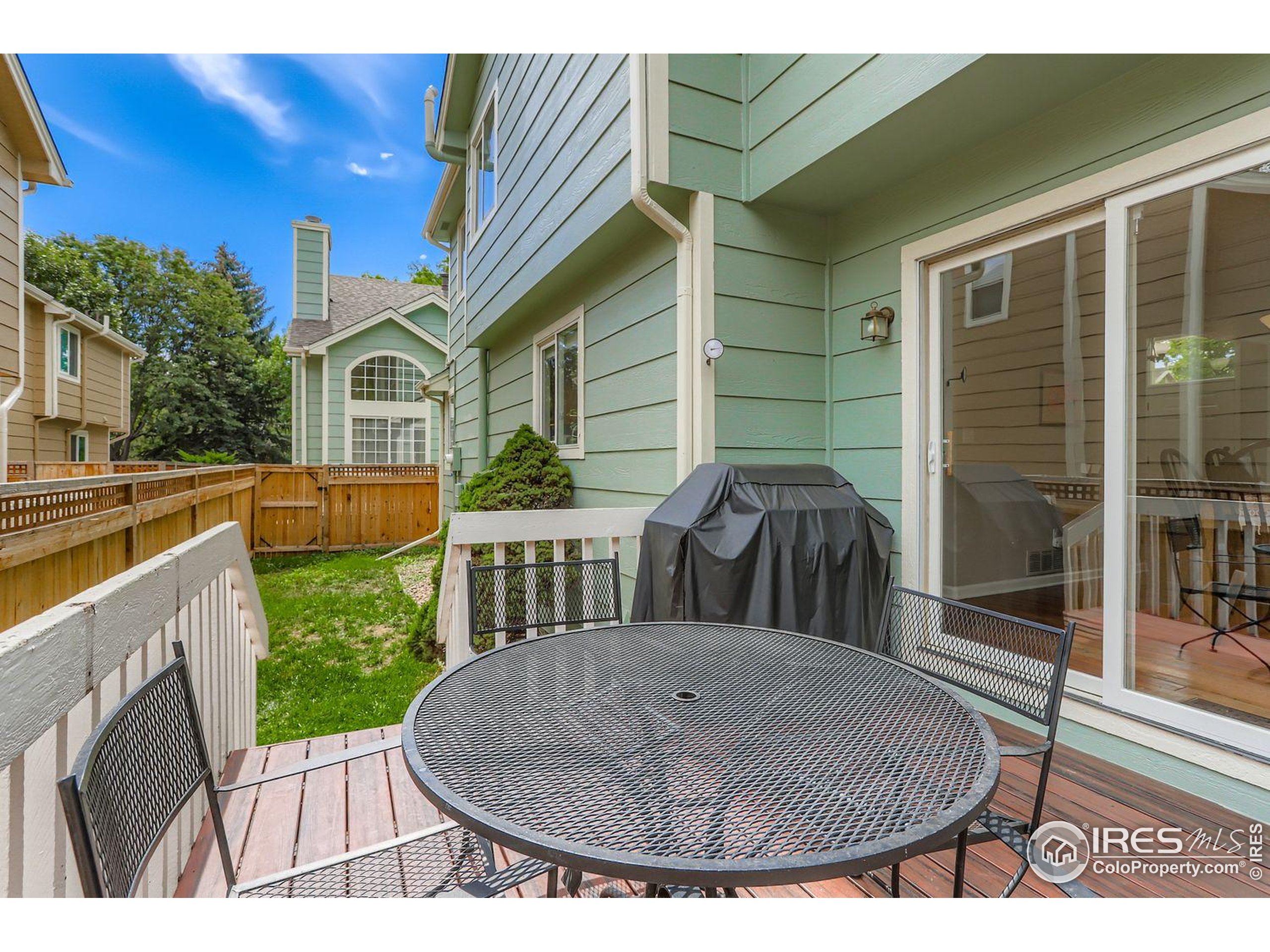 8076 Meadowdale Sq Niwot